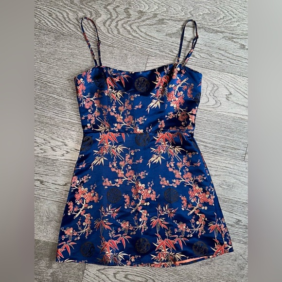 Realisation Par Dresses & Skirts - Realisation Par 100% Silk The Emilie Mini Dress in Shanghai Nights Size M